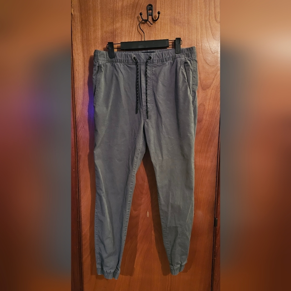 American Eagle Extreme Flex Khaki Joggers Gray Slim Tapered 24/7 Tech